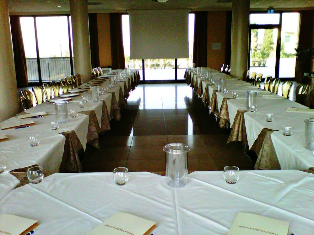 Grand Hotel Forli 50/53