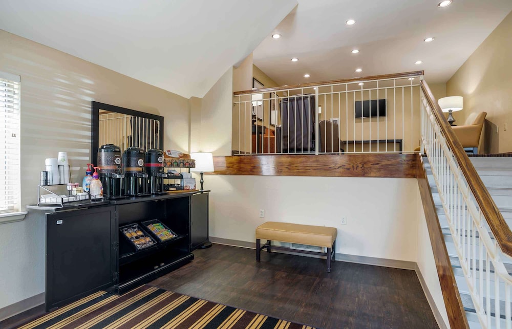 Extended Stay America - Birmingham - Wildwood 8/41