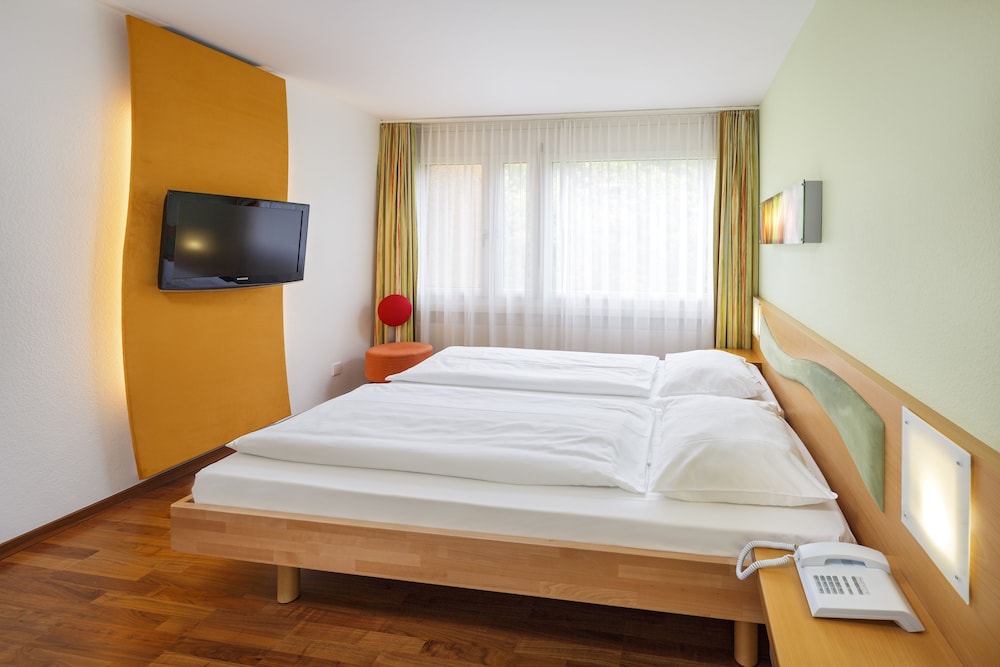 Ramada by Wyndham Baden du Parc 35/74