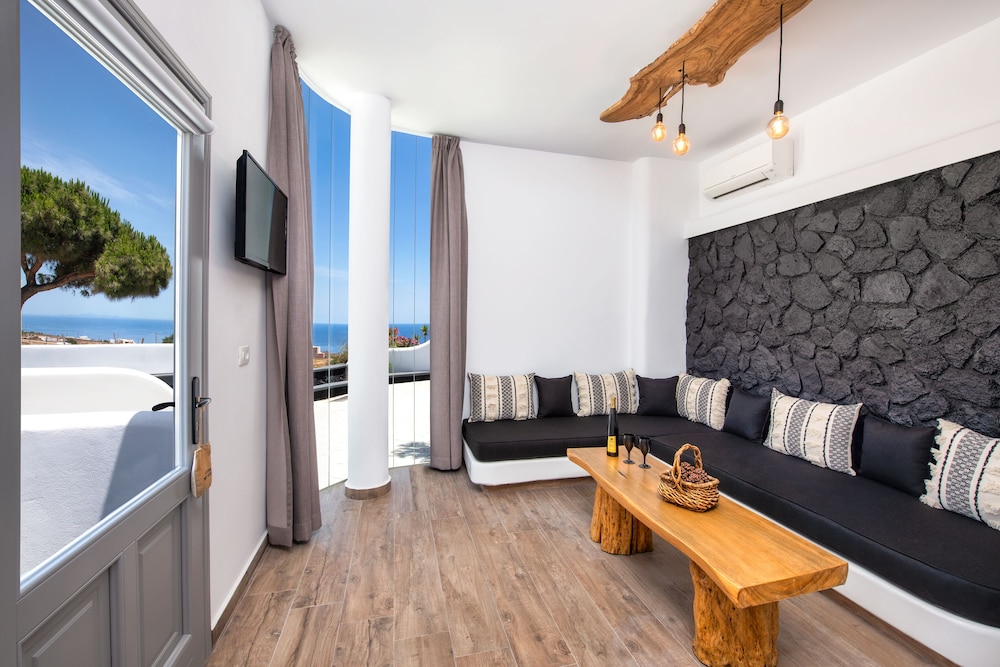 San Marino Suites 26/50