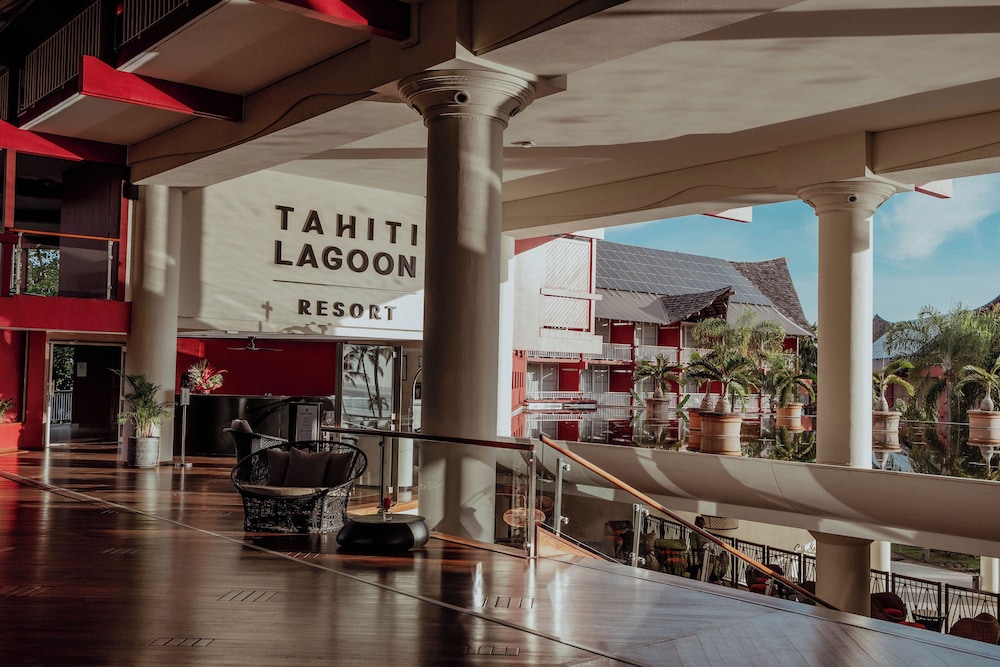 Tahiti Ia Ora Beach Resort 65/83