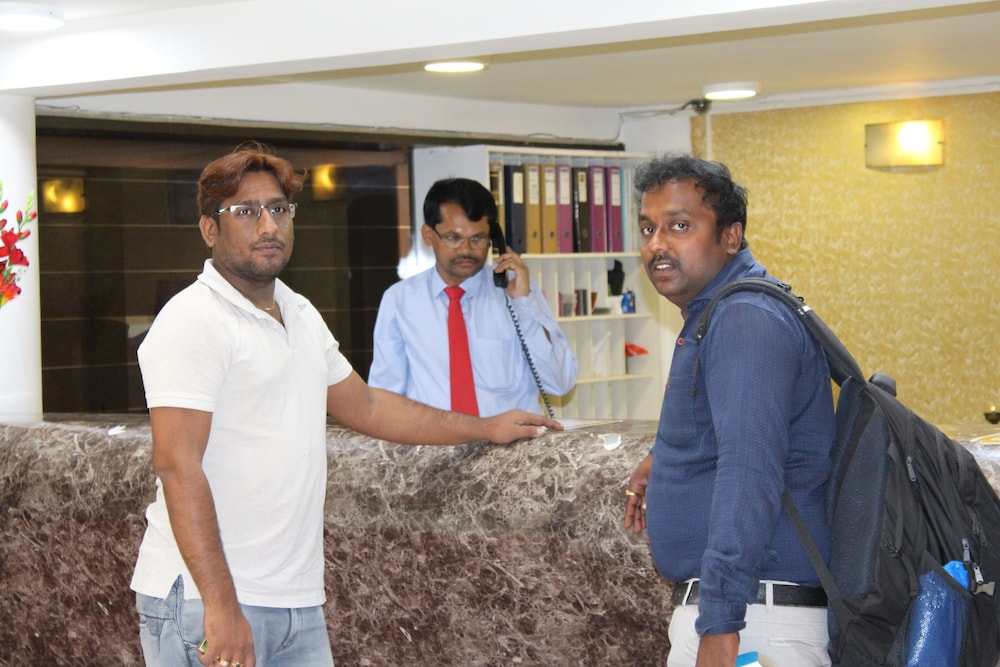Pooja International 13/44