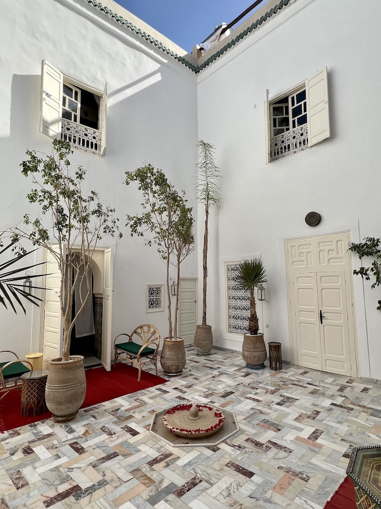 Riad Tizwa 47/50