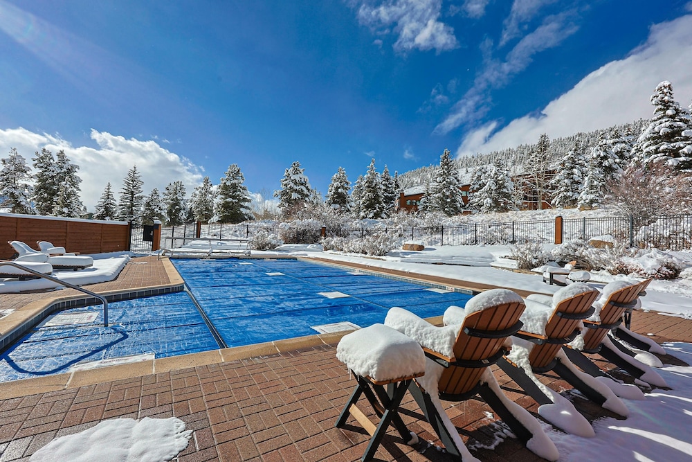 Tennis Townhome 2 Bed 2 5 Bath 21/50