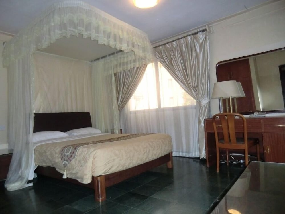 Fang Fang Hotel 16/50