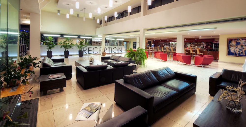 Hotel Aquacity Seasons 42/64