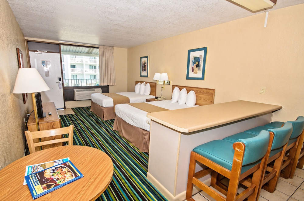 John Yancey Oceanfront Inn 42/66