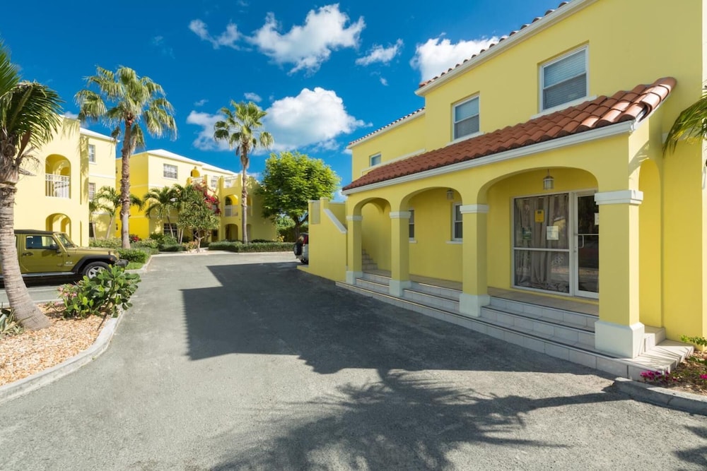 Inn At Grace Bay 29/33