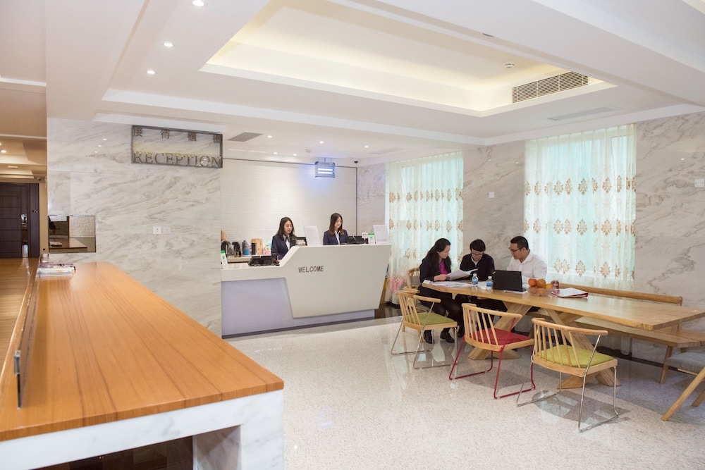 San Tung Fong Commercial Inn South Wing 7/21