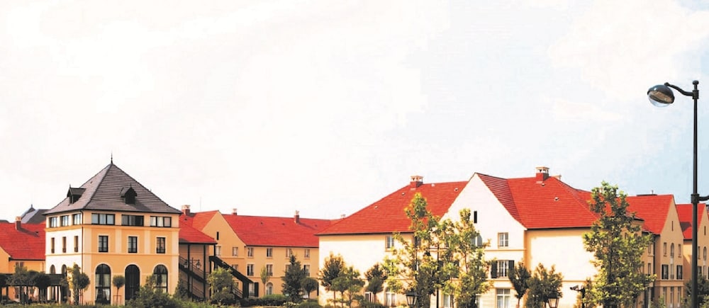 Campanile Val De France (Ex-Kyriad) main