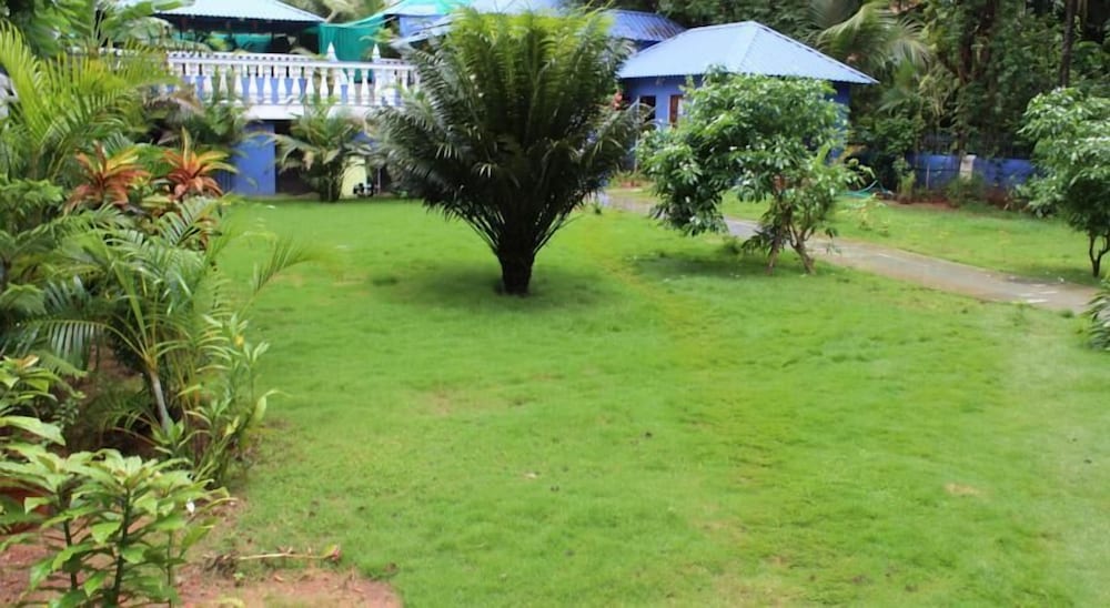 MAYFLOWER BEACH RESORT 29/50