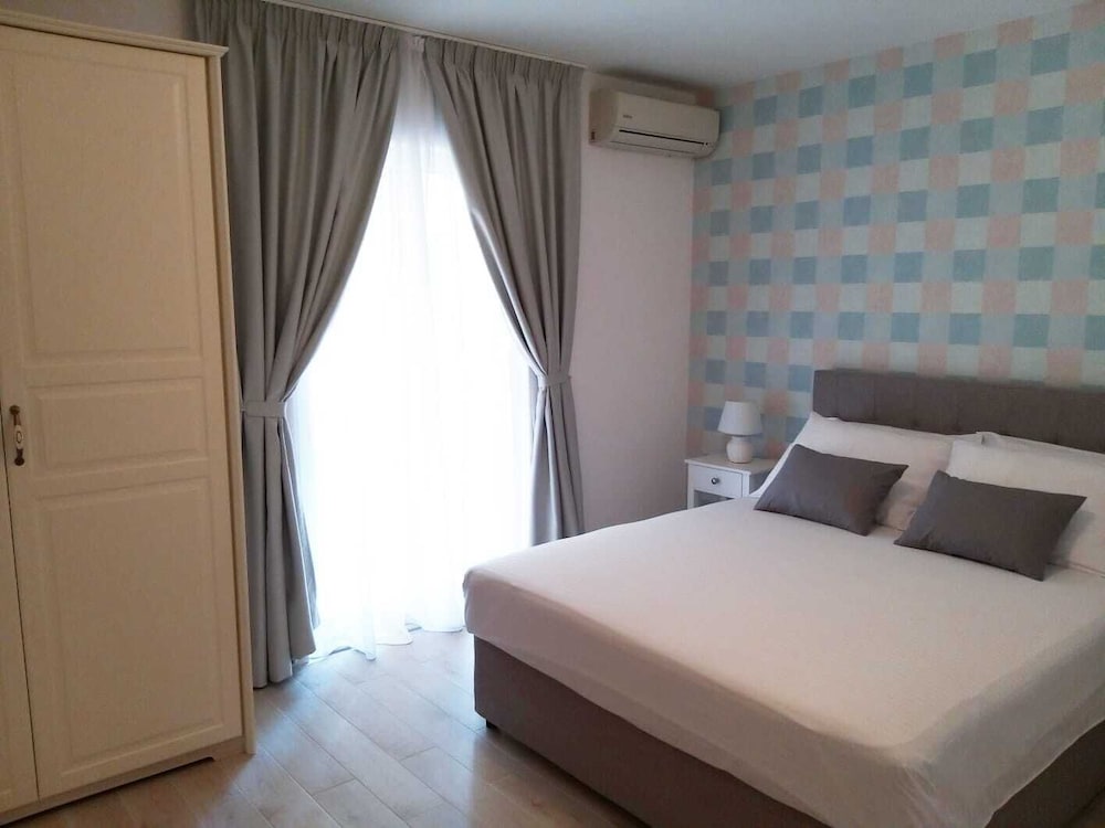 Apartments Venera 9/45