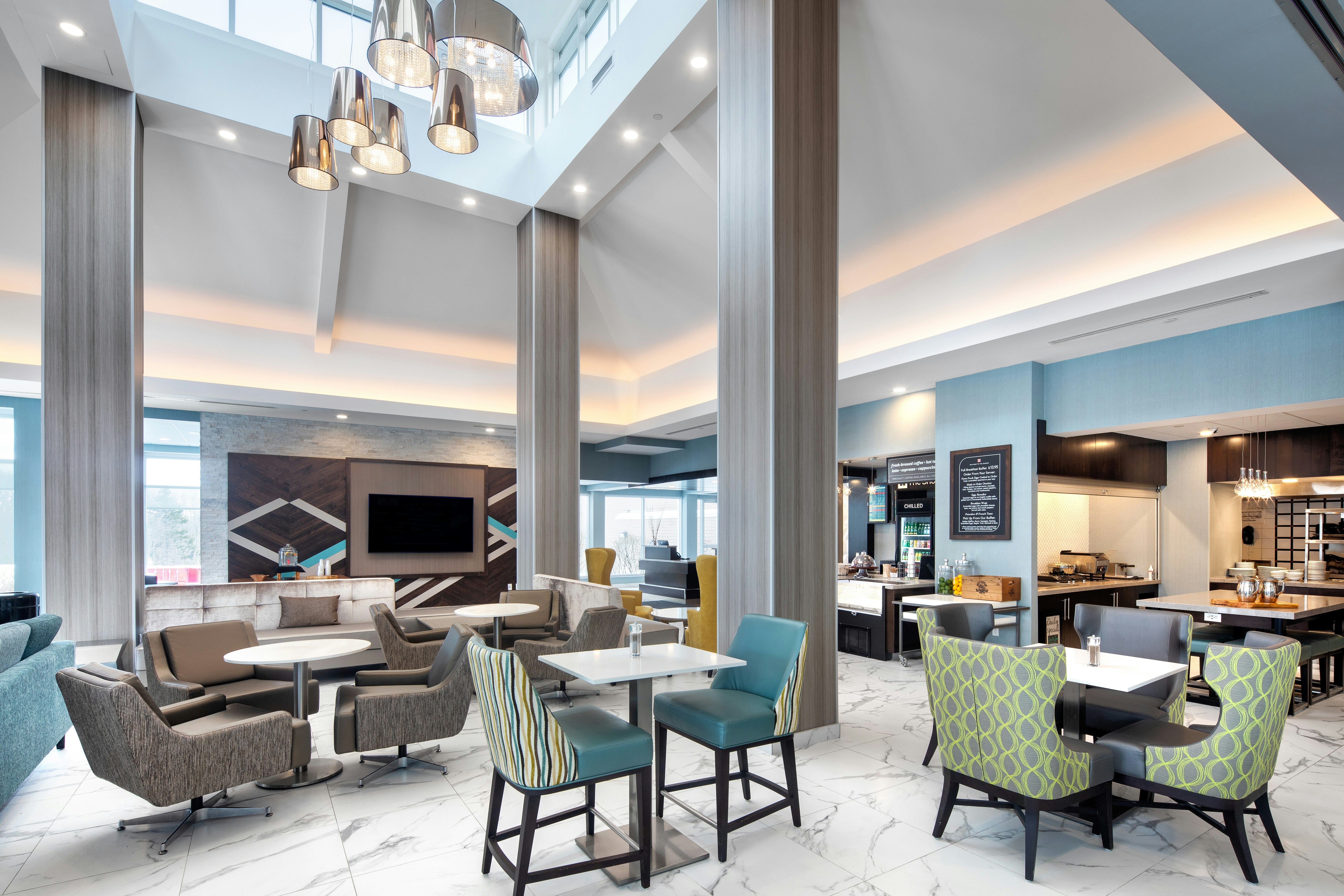 Hilton Garden Inn Halifax Airport 16/32