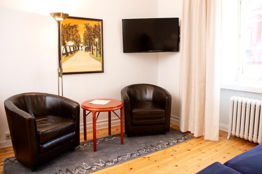 Hotel Emma 33/39