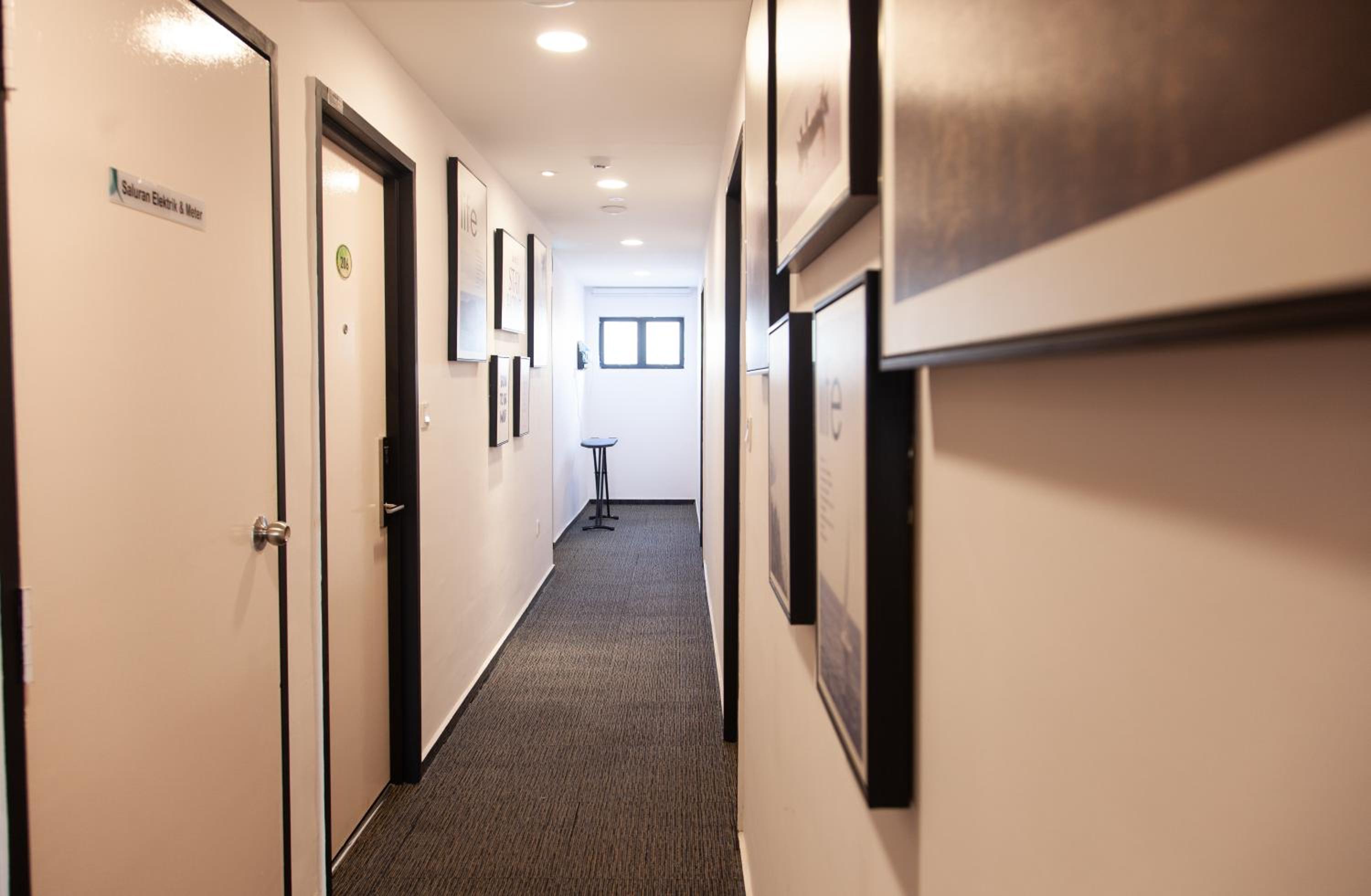 M Design Hotel Taman Pertama 35/50