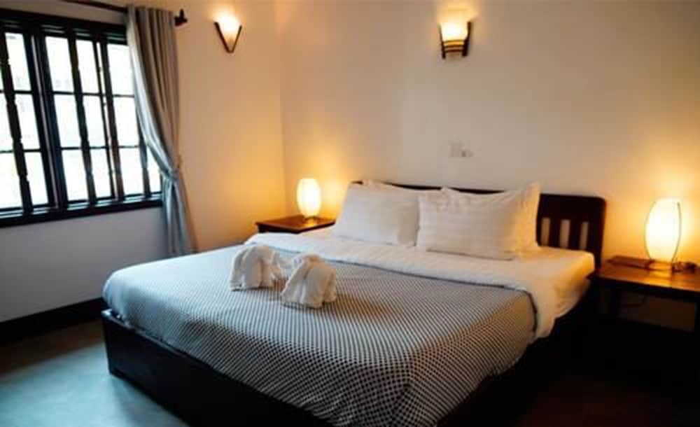 Angkor Breeze Central Villa 9/50