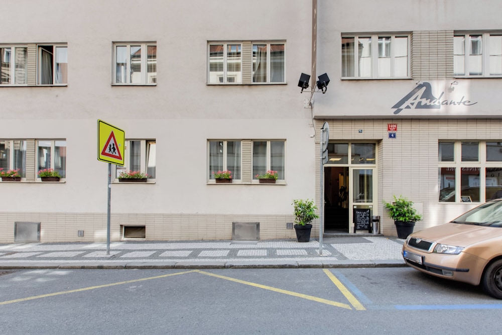 Andante Hotel 44/50