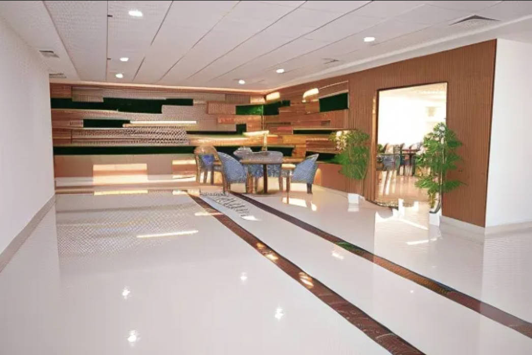 Dolphin Continental Hotel 4/16