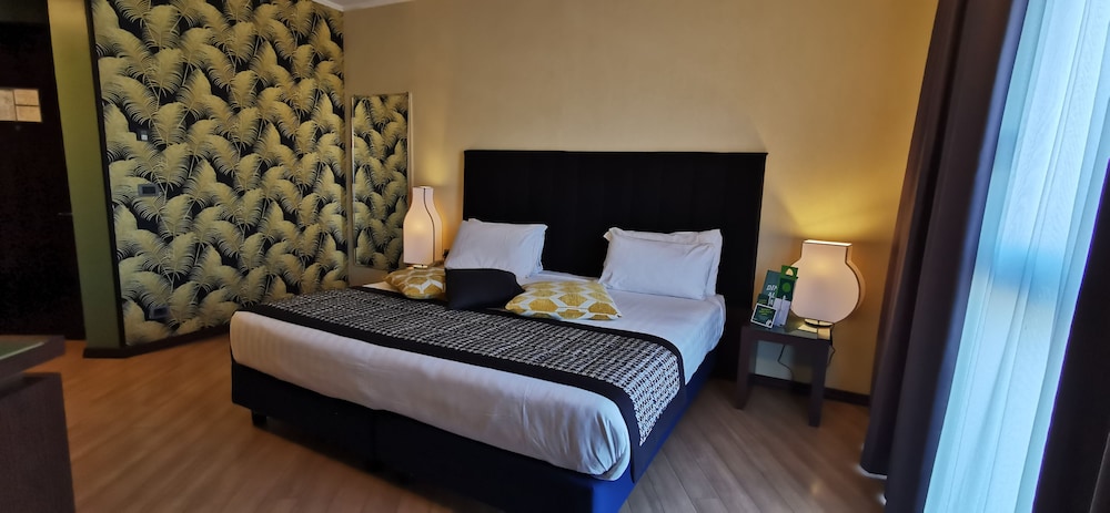 HOLIDAY INN TURIN CORSO FRANCIA 20/54