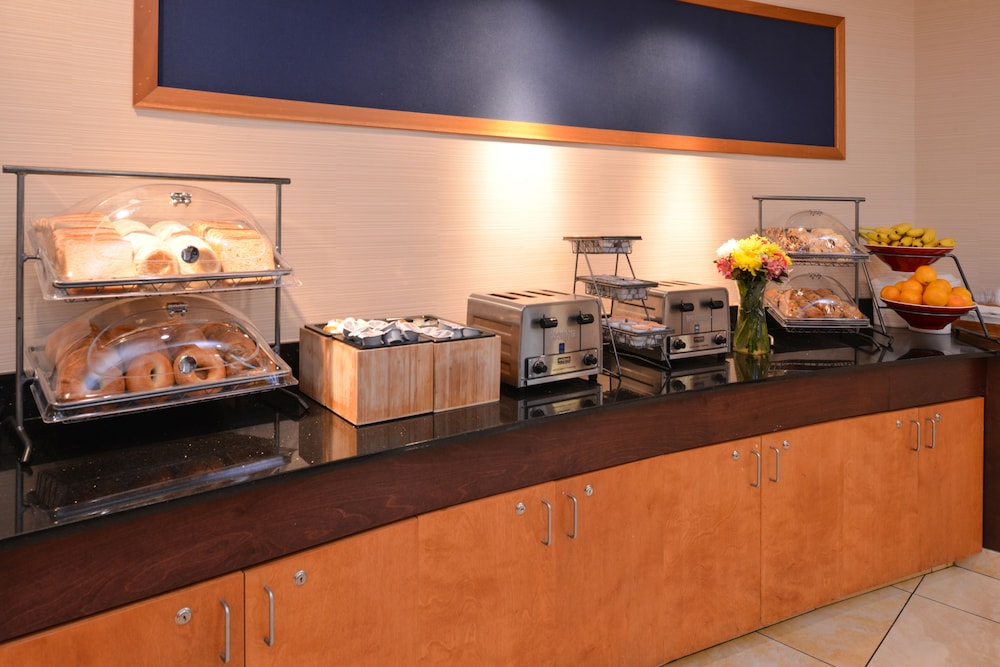 Fairfield Inn By Marriott Hattiesburg 51/65
