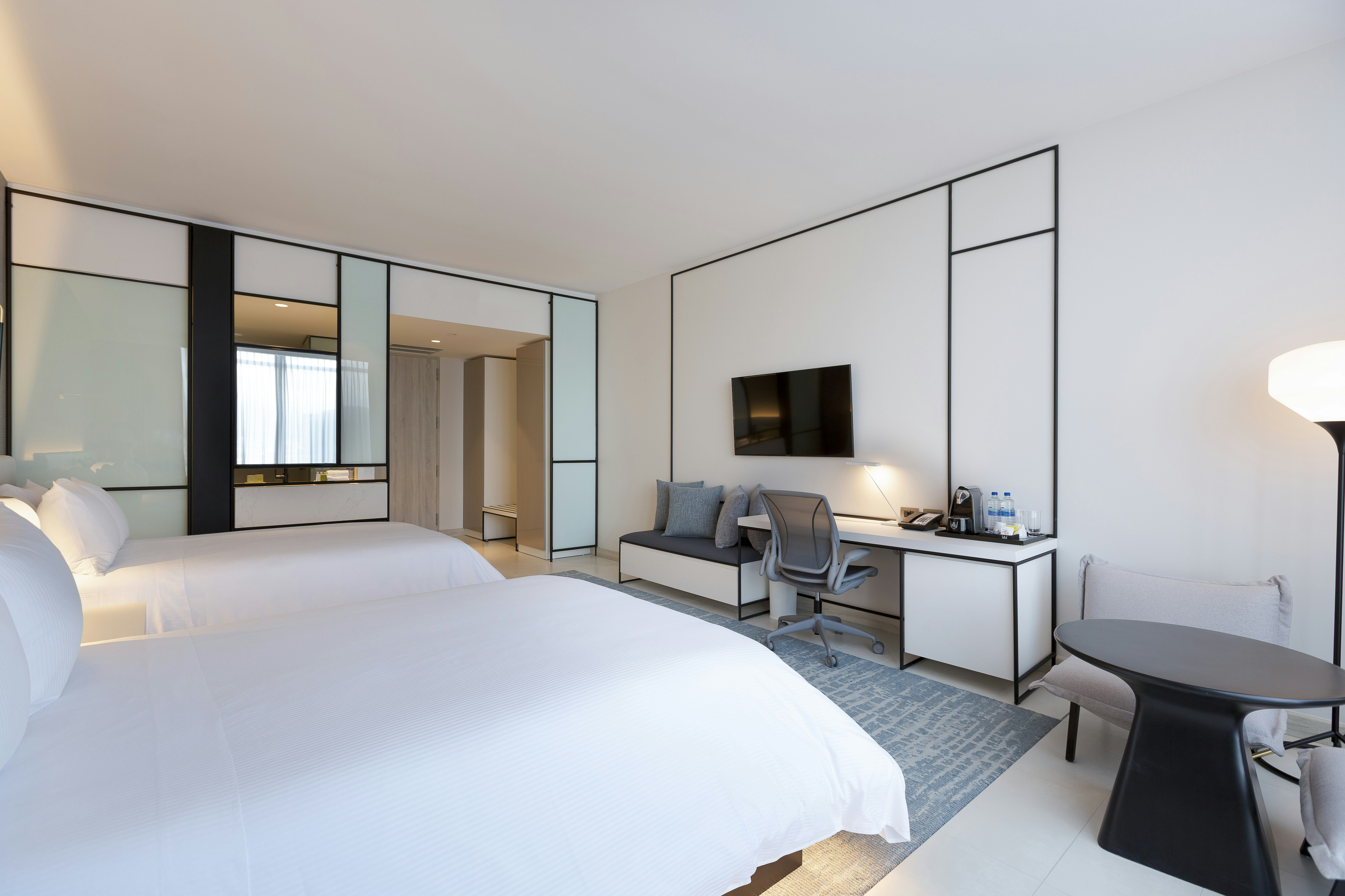 ROOM, 2 DOUBLE BEDS