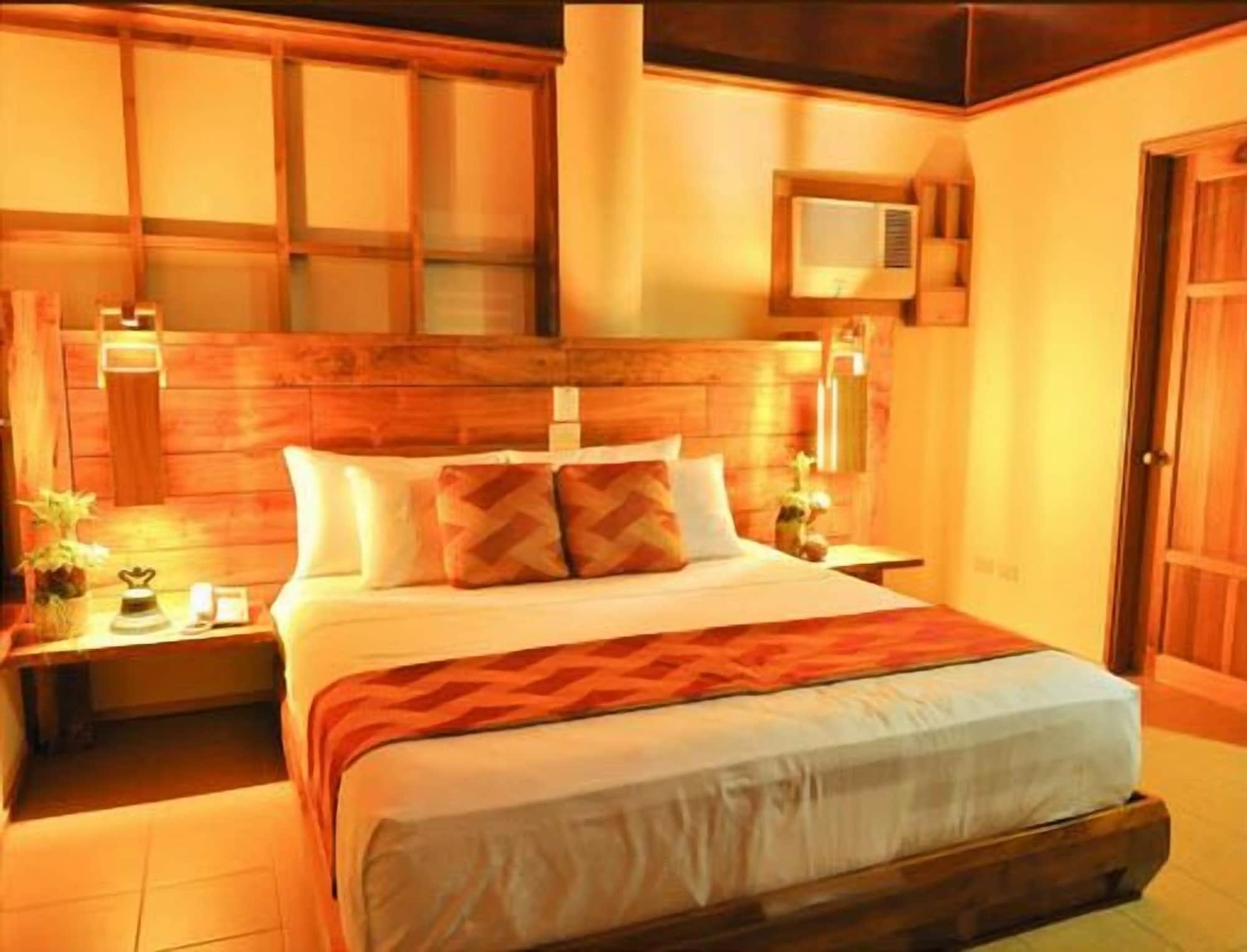 ROOM, GARDEN VIEW
