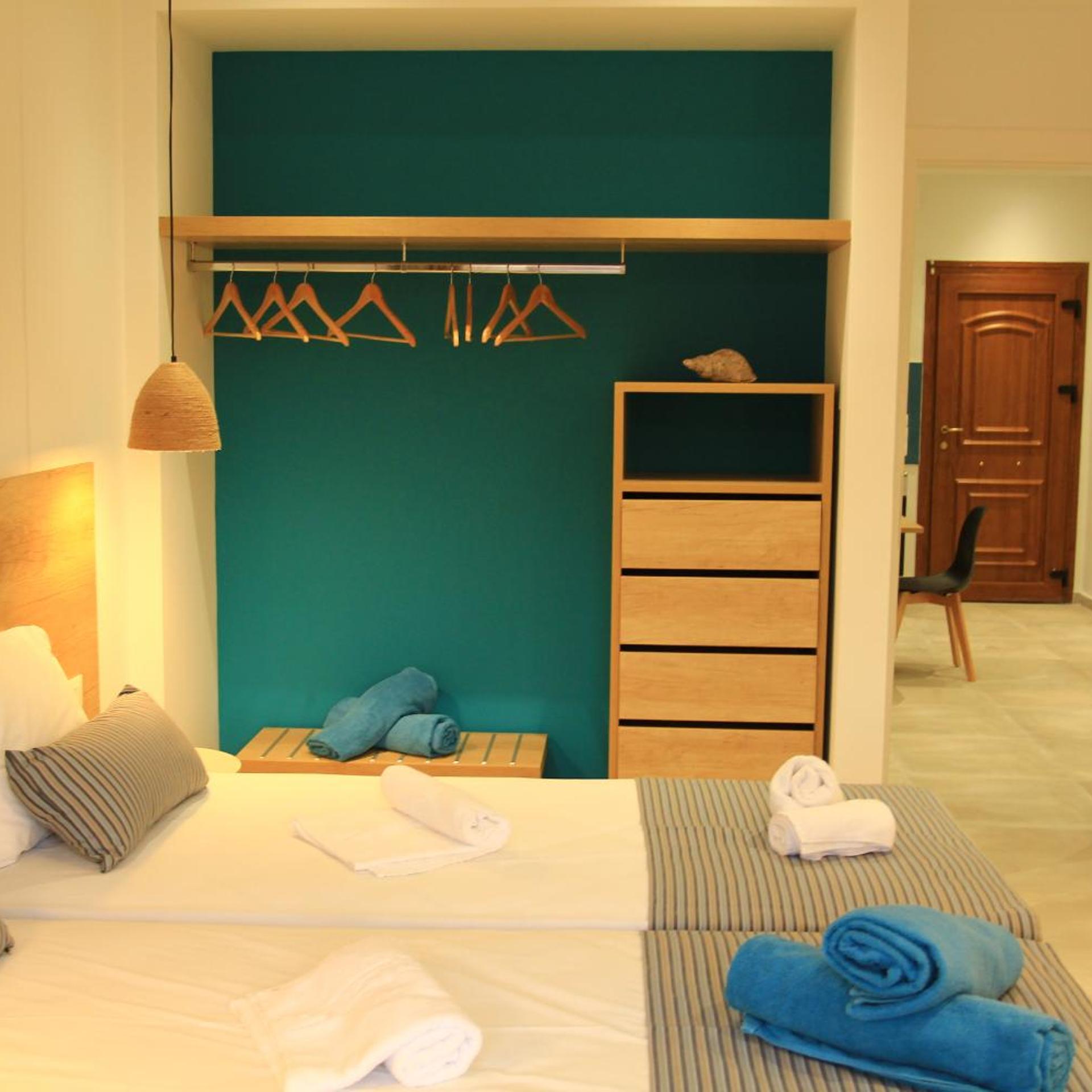 Karavos Apartments 12/57