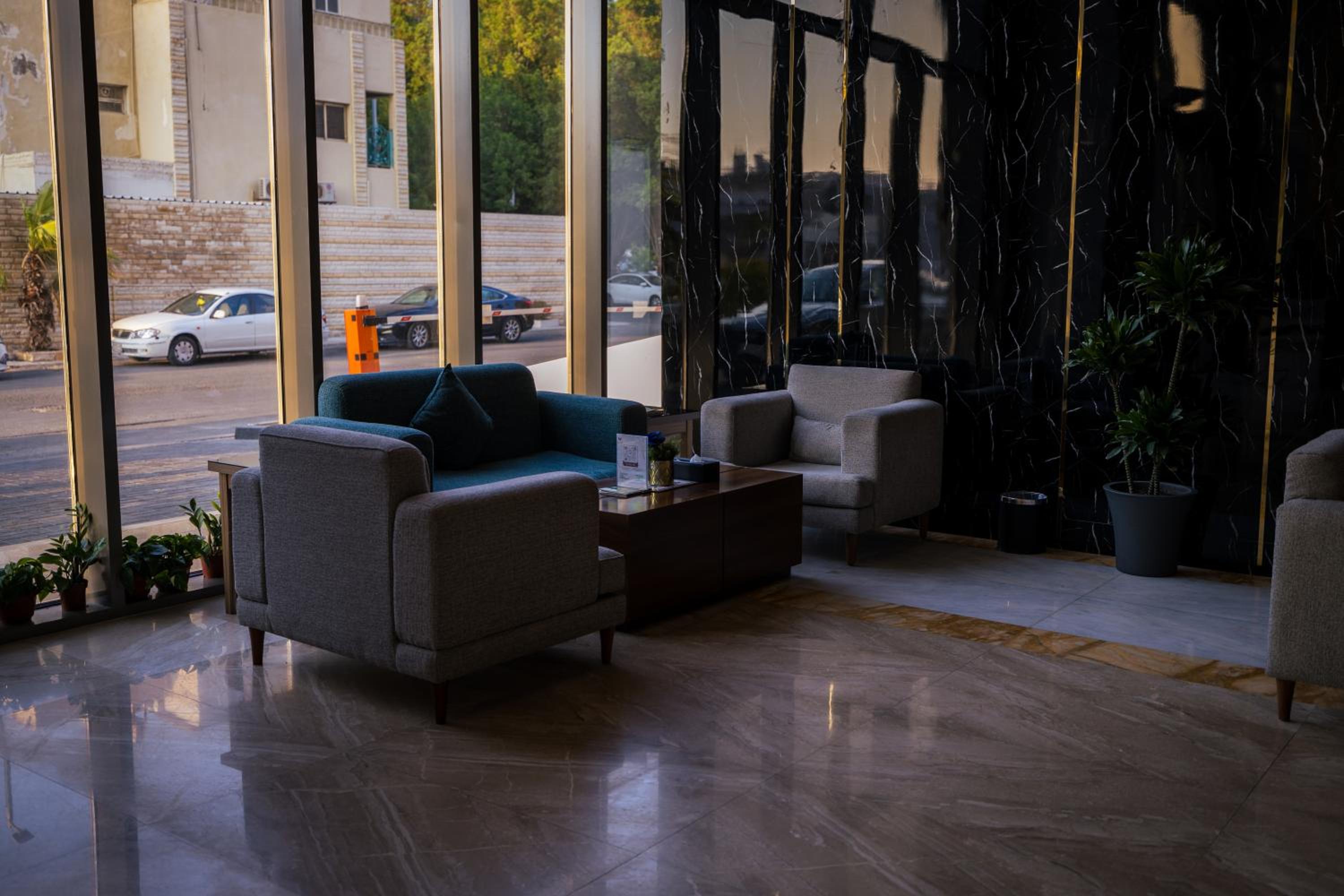 فندق ميرنيان(Mirnian Hotel) 31/40