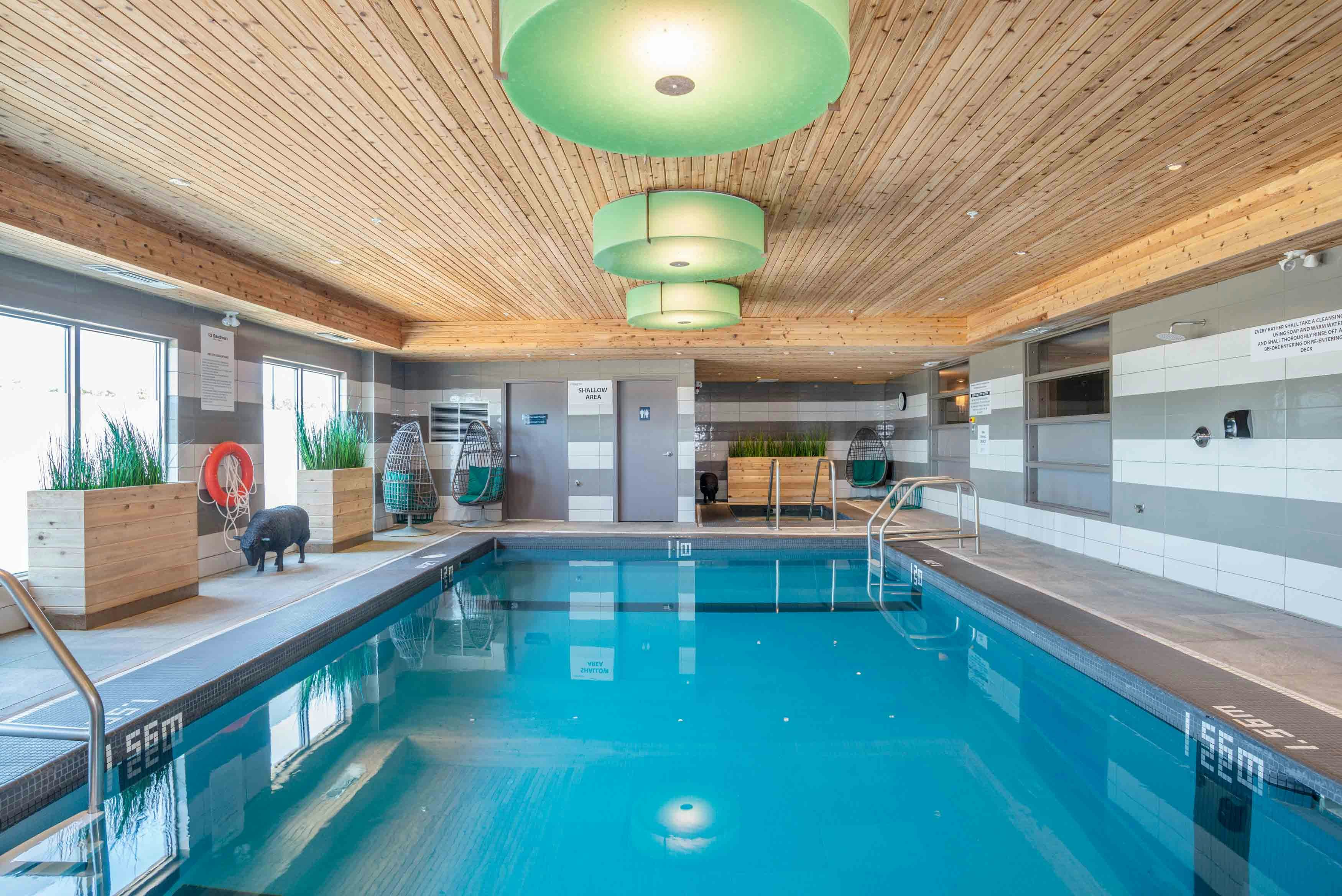 Sandman Hotel Oakville 19/33