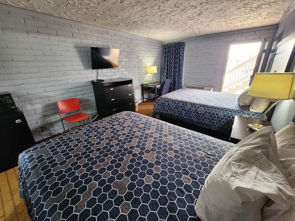 Rodeway Inn Carthage, MO 8/15