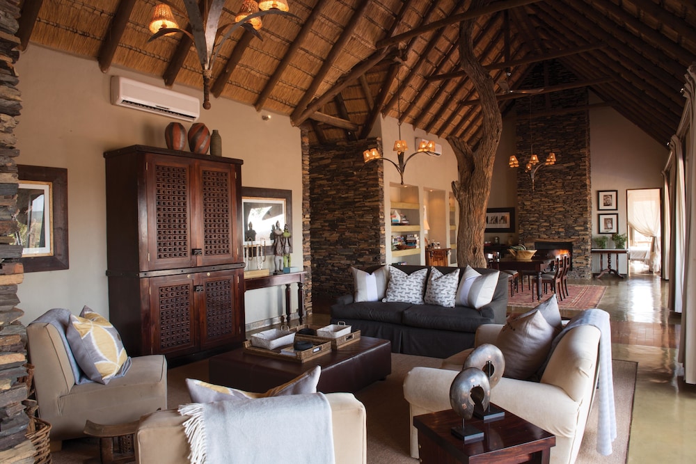 Madikwe Hills 24/50