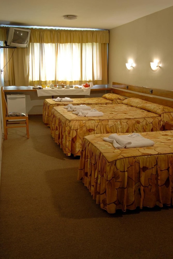 San Rafael Hotel 14/27