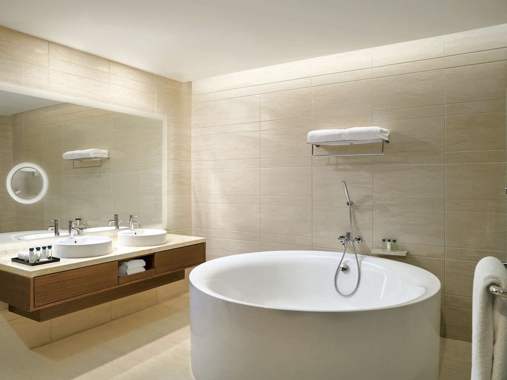 Movenpick Hotel & Convention Centre KLIA 20/63