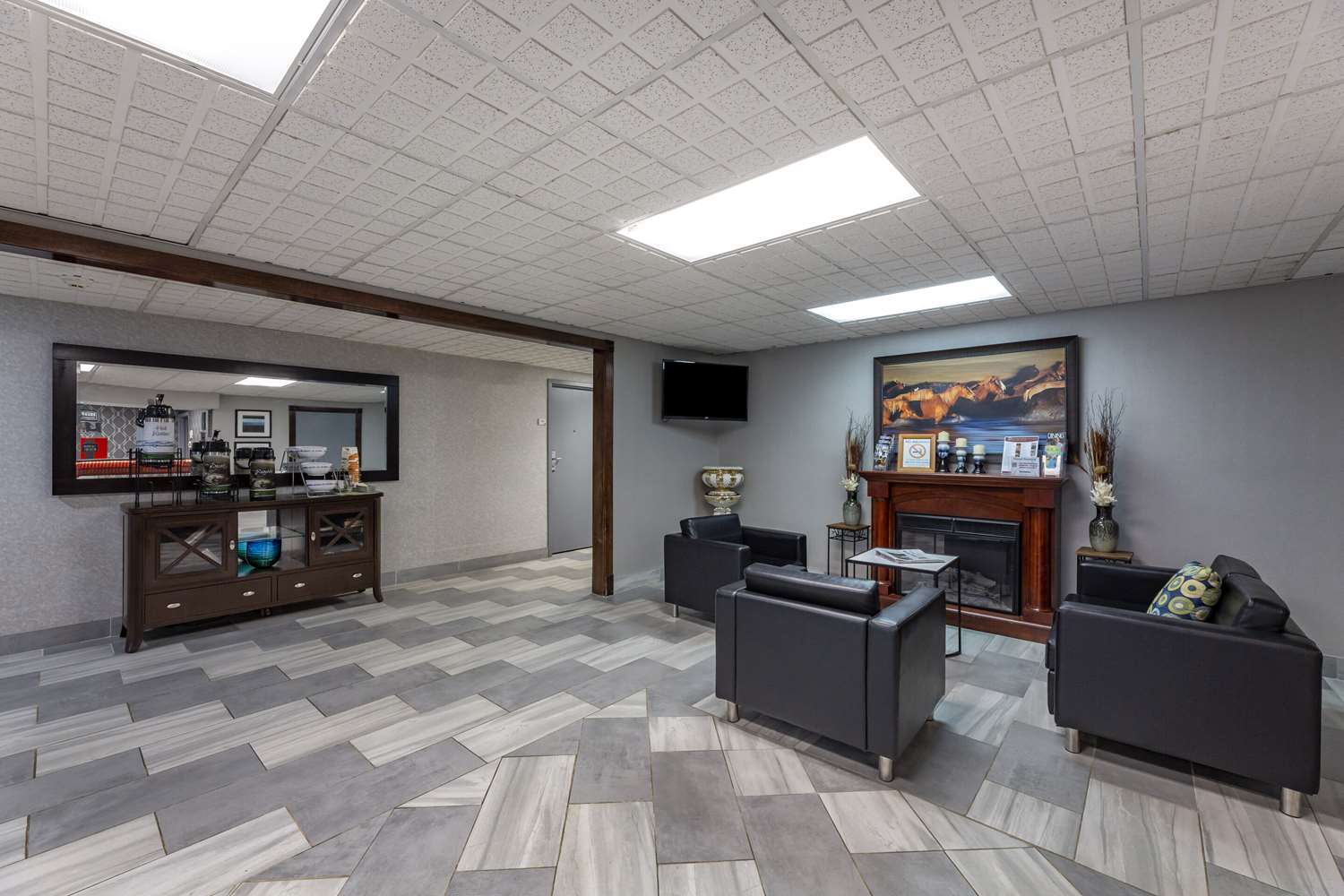 Quality Inn Austintown-Youngstown West 3/35