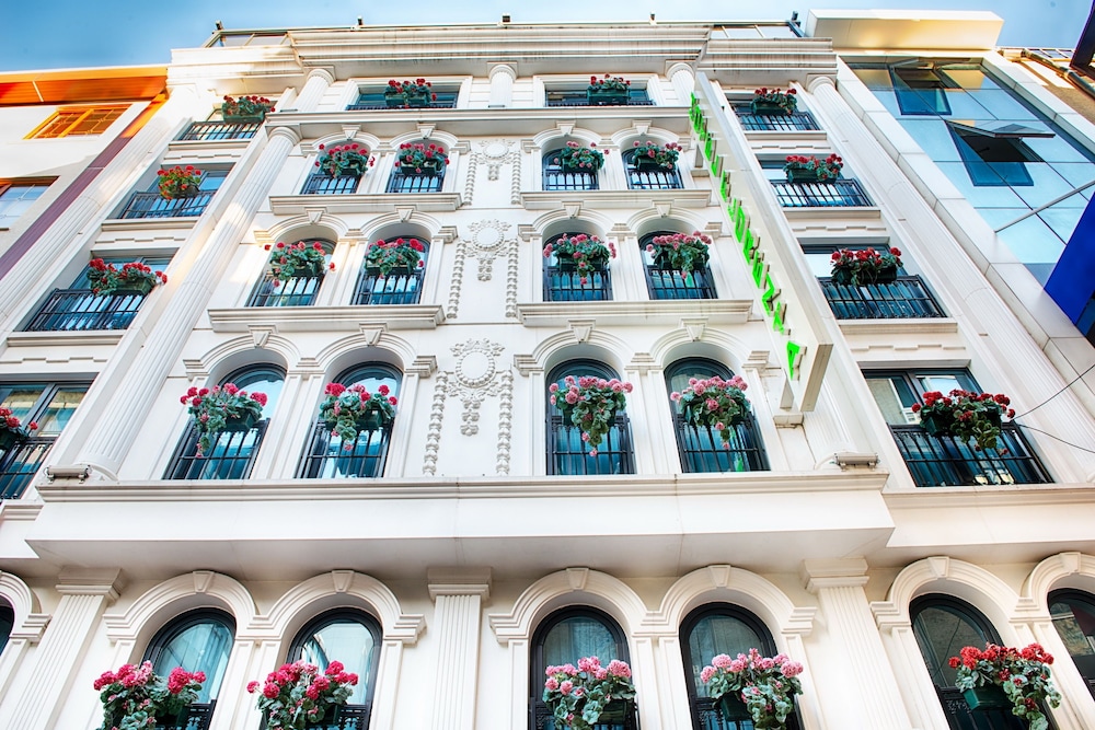 FLORENTA HOTEL 4/57