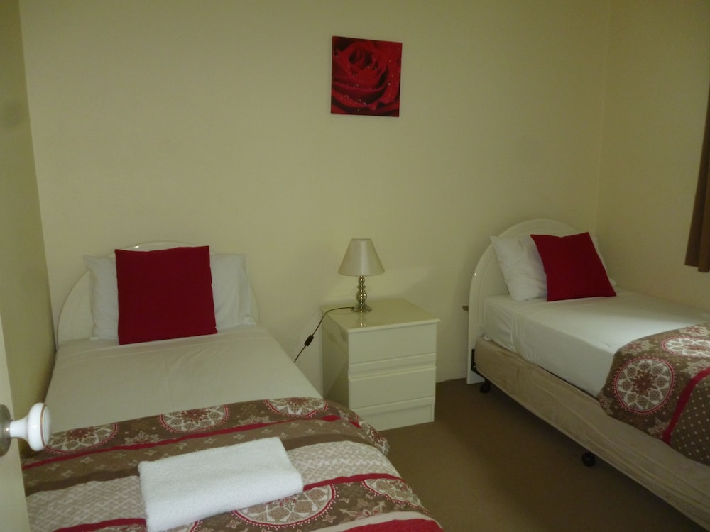 Le Lavandou Holiday Apartments 22/50