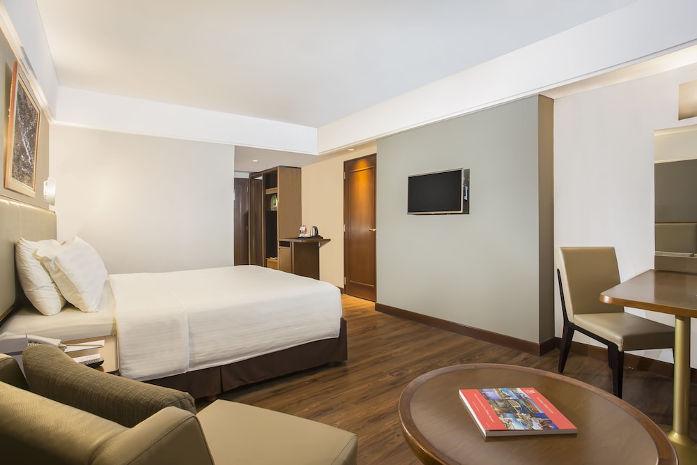Swiss-Belhotel Bogor 23/63