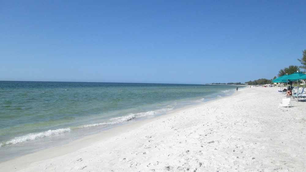Casa Del Mar Longboat Key 35/50