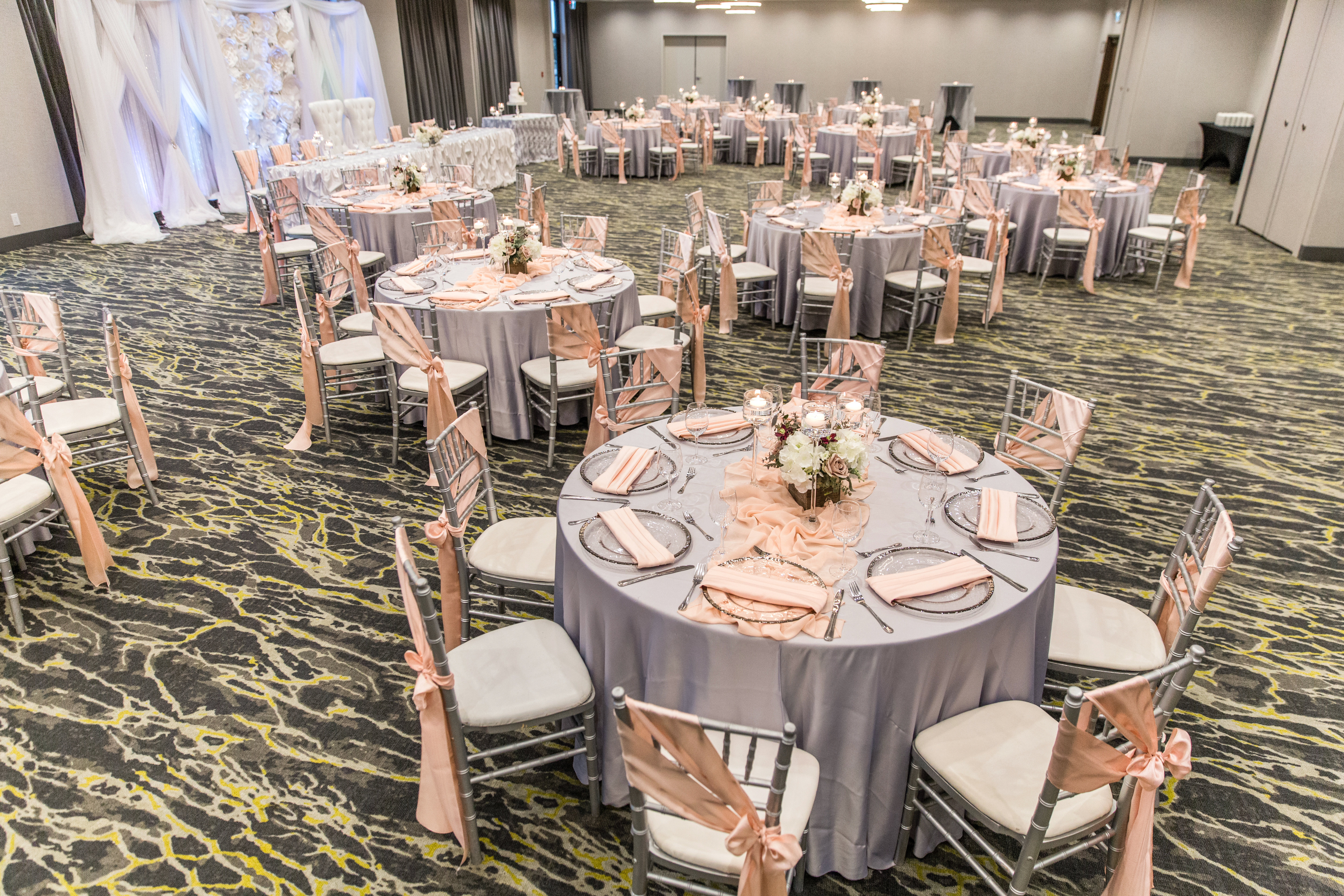 Holiday Inn Hotel Suites Calgary South Conference Ctr 58/73