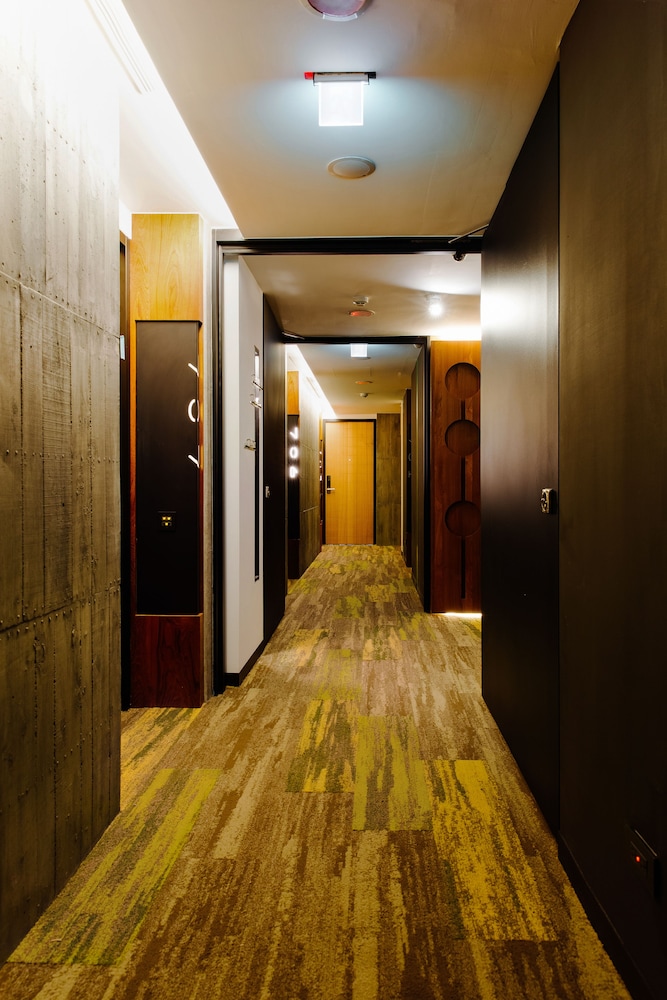 CHECK inn Taichung Zhongshan 9/50