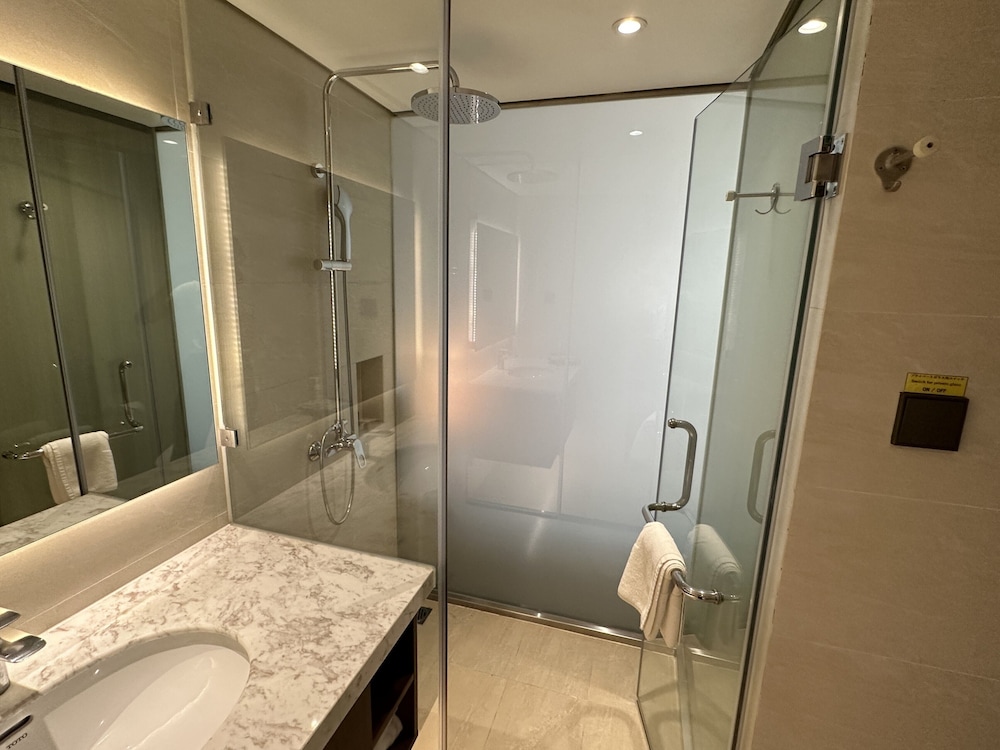 Hotel Yah Hanoi 48/50