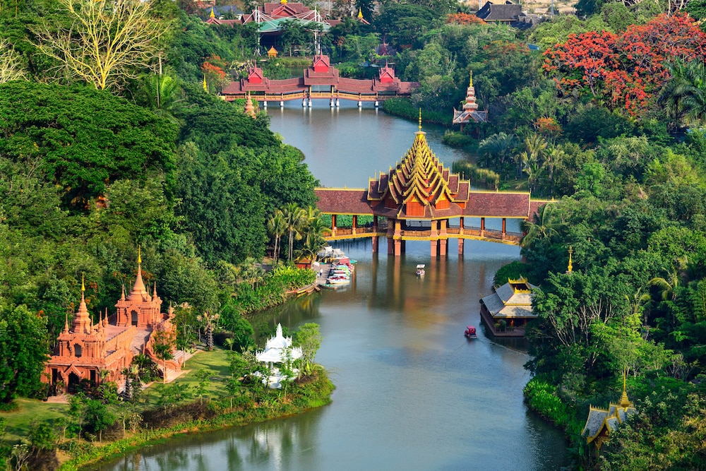 Intercontinental Hotels Xishuangbanna Resort 45/50