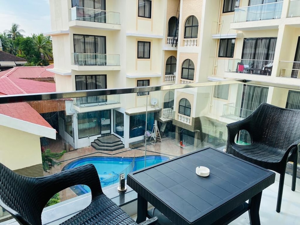 TICLO RESORTS 35/47