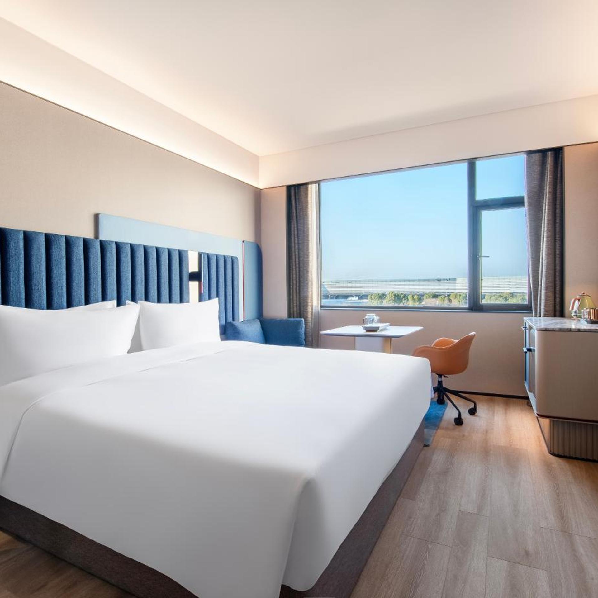 غرفة ديلوكس بسرير كينج، InterCityHotel Shanghai Hongqiao Airport 2/10