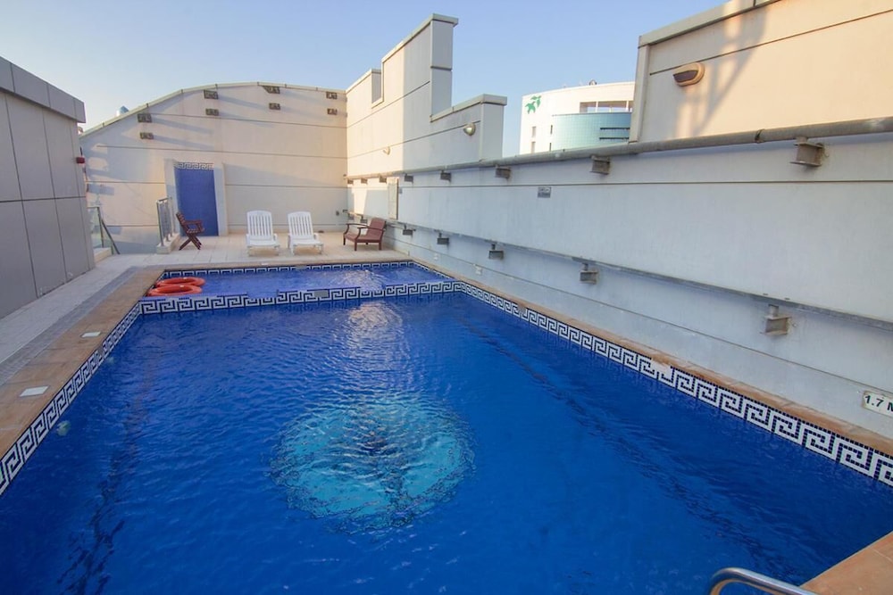 Better Living Hotel Apartments 26/29
