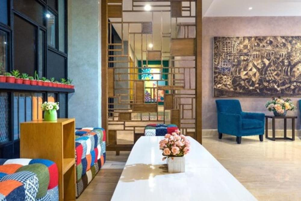 AYANI HOTEL 8/45