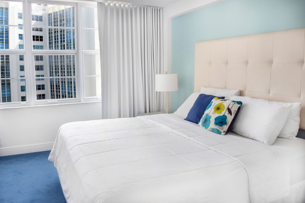 Seacoast Suites Hotel 17/75