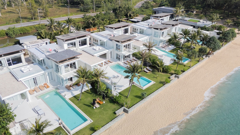 Coastal Escape - Natai 43/50