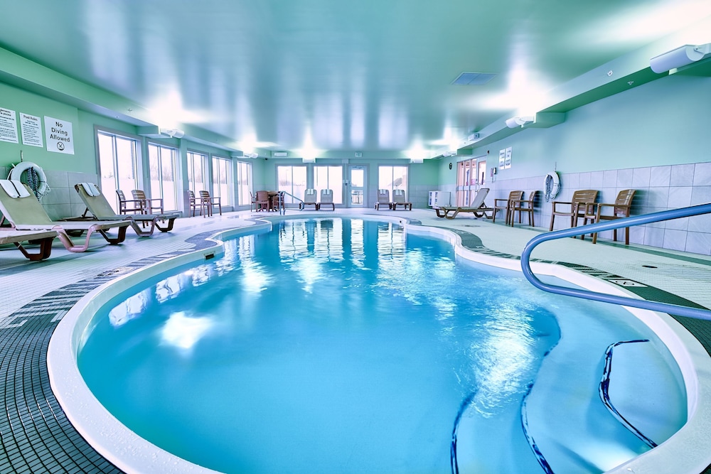 Holiday Inn Express Suites Dieppe Airport 3/63