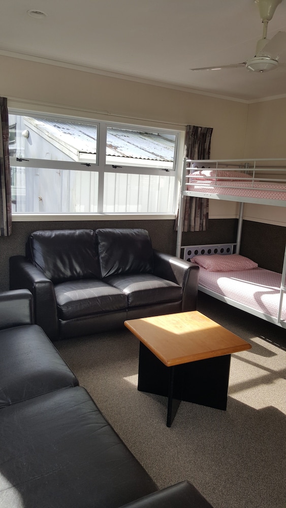 Auckland North Shore Motels & Holiday Park 35/56